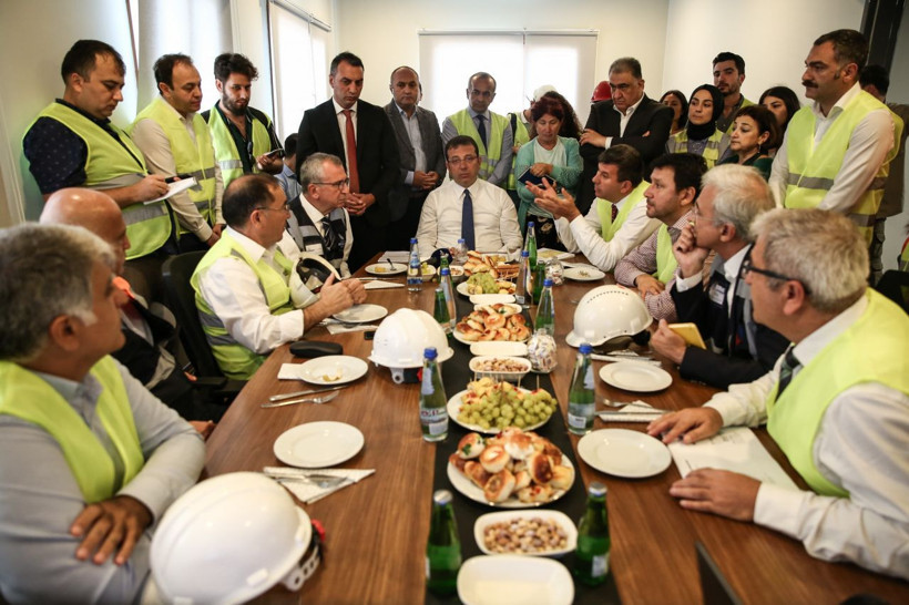 Ekrem İmamoğlu selden sonra niye tatile gittiğini açıkladı! İşten atılanlar da var - Resim: 2