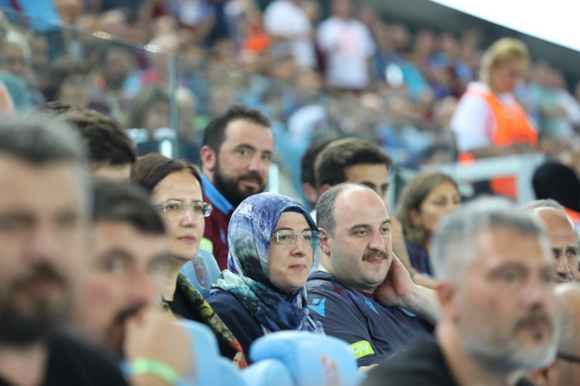 Varank ve Turan Trabzonspor tribününde - Resim: 4