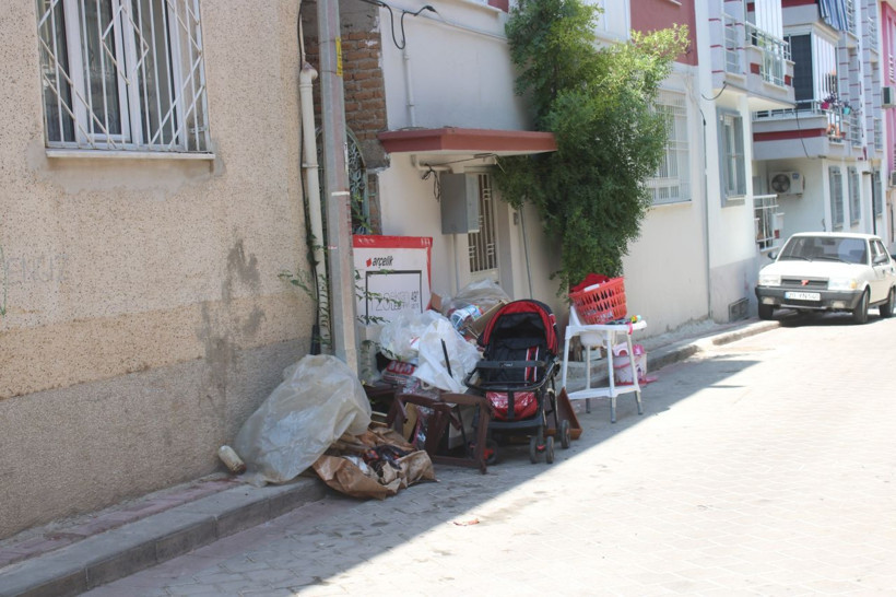 Eşine dehşeti yaşattı! Konuşmak için çağırdı boğazından bıçakladı - Resim: 4