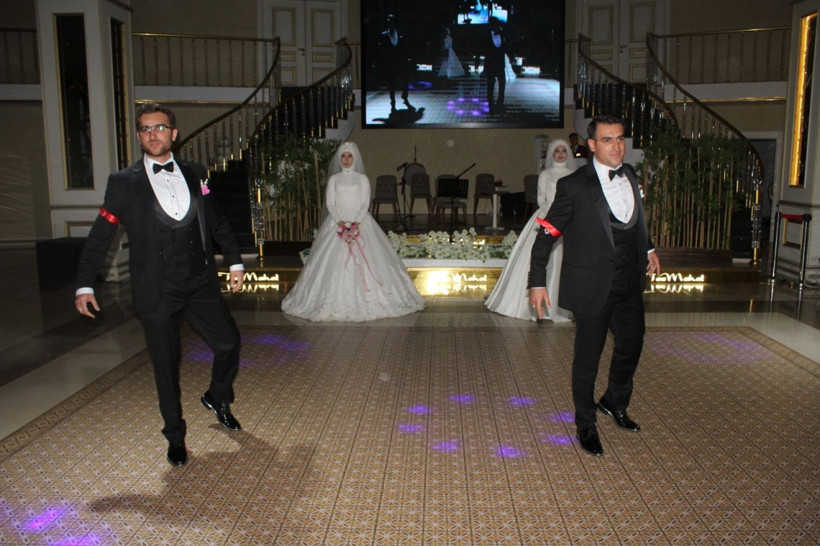 Kırıkkaleli iki kardeş aynı anda düğün yaparak evlendi - Resim: 2