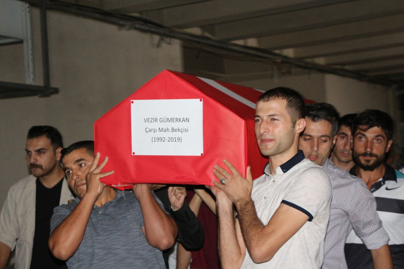 Batman'da gece bekçisi evine dönerken öldürüldü! - Resim: 3