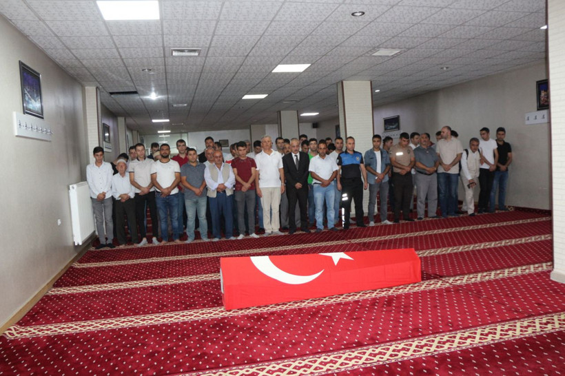 Batman'da gece bekçisi evine dönerken öldürüldü! - Resim: 4