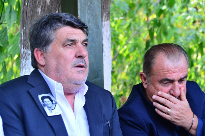 Serdal Adalı'nın annesi son yolculuğuna uğurlandı - Resim: 3