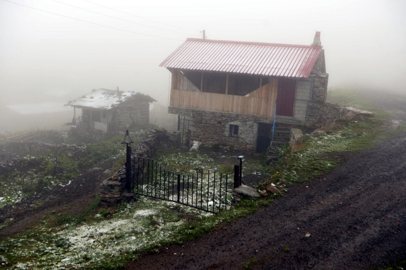 Mevsimin ilk karı Ardahan'a yağdı - Resim: 3
