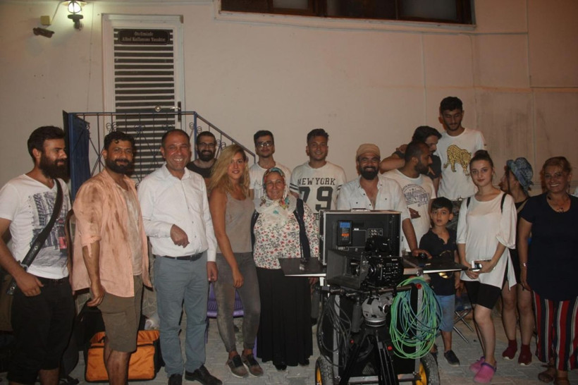 Köyde ev kadını sette sinema yapımcısı! Kendi hayatının filmini çekiyor - Resim: 3