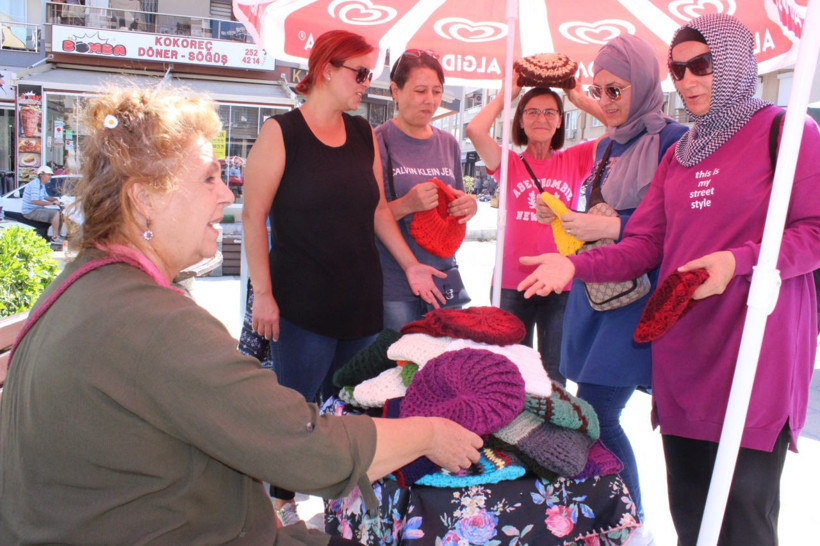 Oyuncu Fatma Belgen pazarlarda bere satıyor: 'Ben nefsimi yenmek istiyorum' - Resim: 4