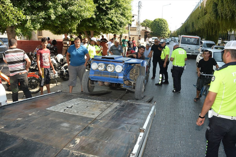 Adana'da trafik polislerine takılan tuhaf araç herkesi şaşkına çevirdi - Resim: 4