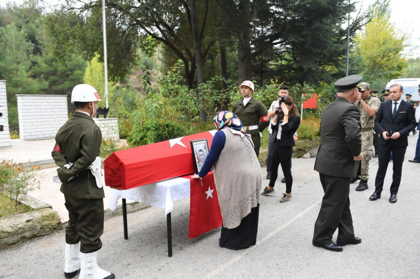 Balıkesir'de kalp krizi geçiren asker Oğuzhan Erdoğan şehit oldu - Resim: 2