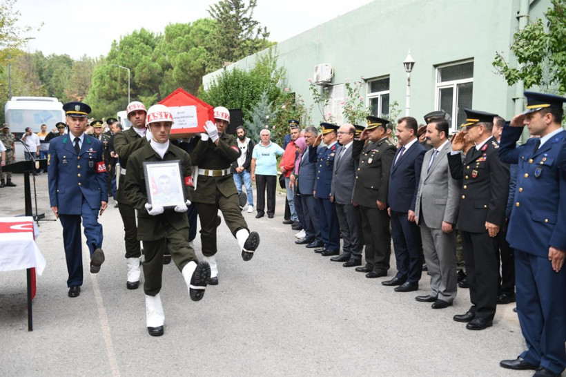 Balıkesir'de kalp krizi geçiren asker Oğuzhan Erdoğan şehit oldu - Resim: 3