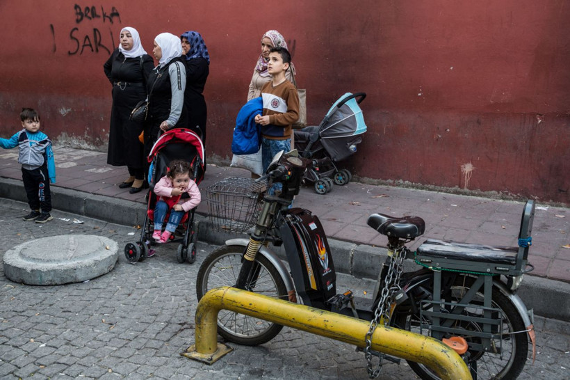 Verilen süre dolunca Suriyeliler göç idarelerine akın etti - Resim: 3