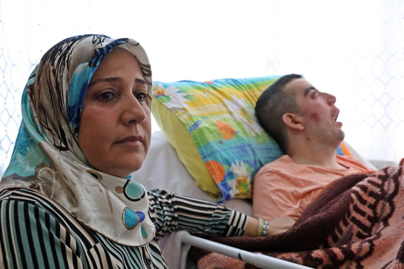 5 yıldır gözlerini kırpamıyor her şey üniversite 2. sınıfta başladı - Resim: 3