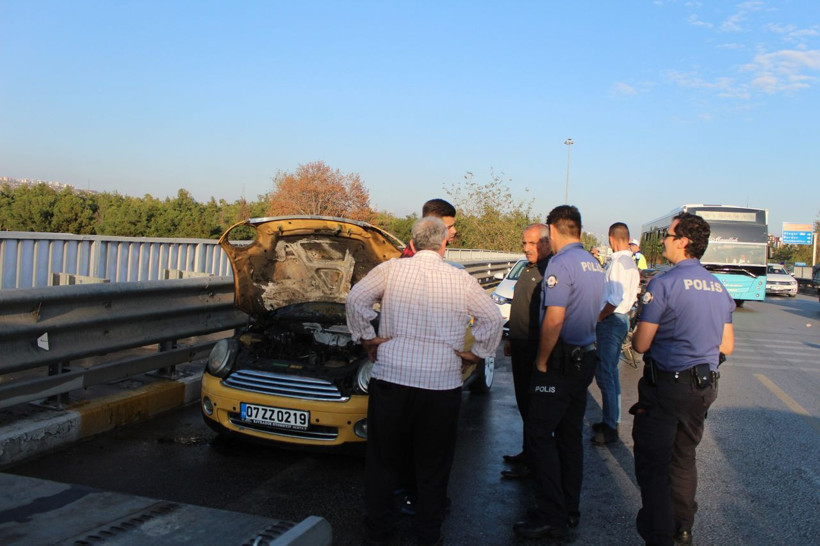 6 bin liraya yaptırılan otomobil 5'inci kilometrede yandı - Resim: 1