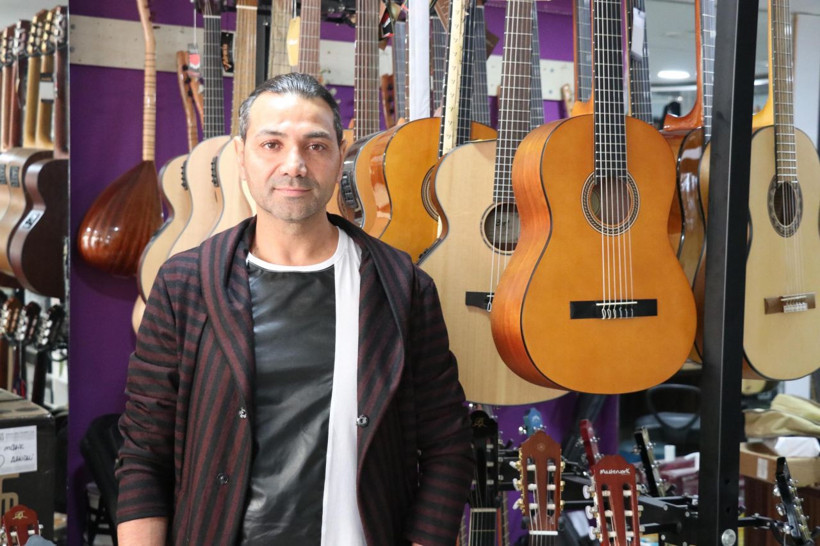 Emekli polis pop müzik şarkıcısı oldu ilk klibi 1 ayda 131 bin tıklandı - Resim: 2