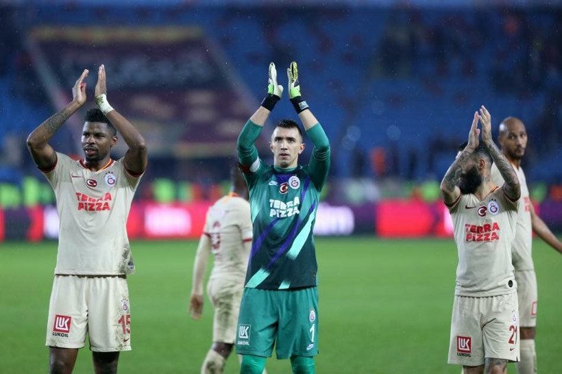 Ömer Bayram'ın Pereira'ya tokatına olay yorum: VAR'ın yüreği yetmedi - Resim: 3