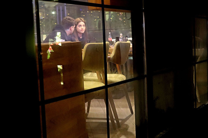 Simay Barlas İdris Nebi Taşkan yakalandı Zalim İstanbul Damla Civan aşkı gerçek oldu - Resim: 4