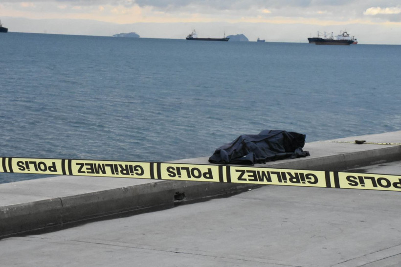 İstanbul Fatih'te aranan genç kızın cesedi Samatya sahilinde bulundu - Resim: 1