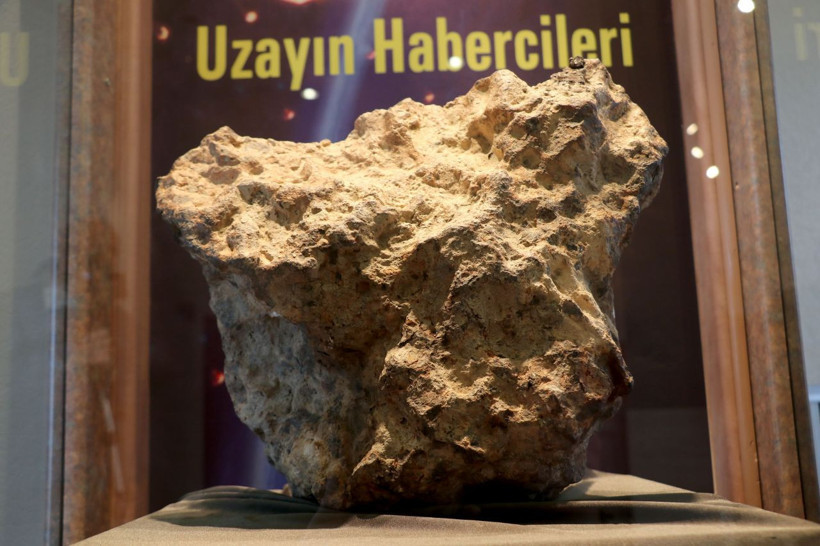 Çorumlu çiftçi tarlasında buldu banka kasasında sakladı en az 4 bin yıllık çıktı - Resim: 1