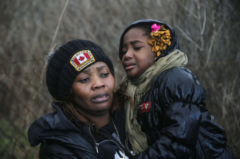 Yunanistan'ın Midilli Adası'na ulaşan mültecilerin mutluluğu! - Resim: 1
