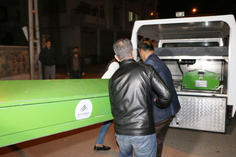 Adıyaman'da genç kız babasını öldürdü! Annesiyle elele geldi - Resim: 3
