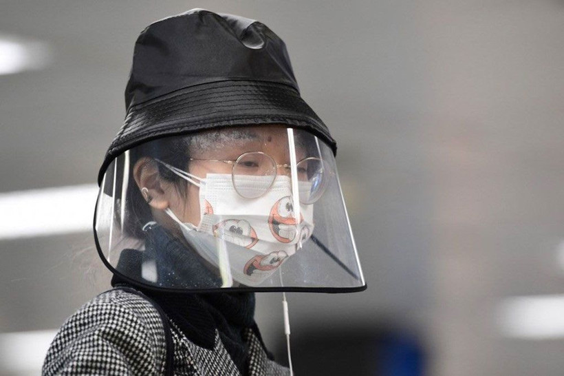 Metroda pazarda sokakta herkesi şaşkına çeviren koronavirüs önlemleri - Resim: 2