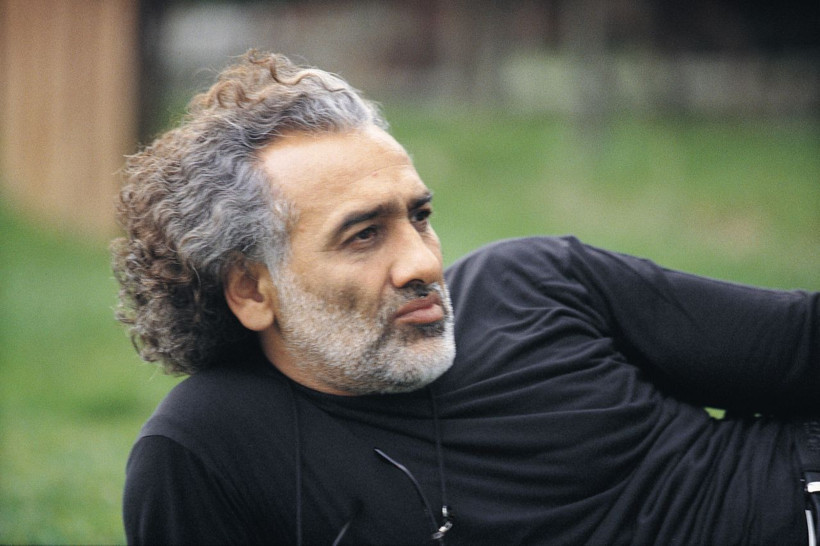 Sinan Çetin evde kal çağrılarını fırsat bildi! Büyükada'daki villasının yanına duvar ördü - Resim: 1