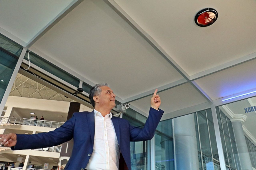 Muratpaşa'da bu odadan geçenin üzerindeki virüsler ölüyor - Resim: 3