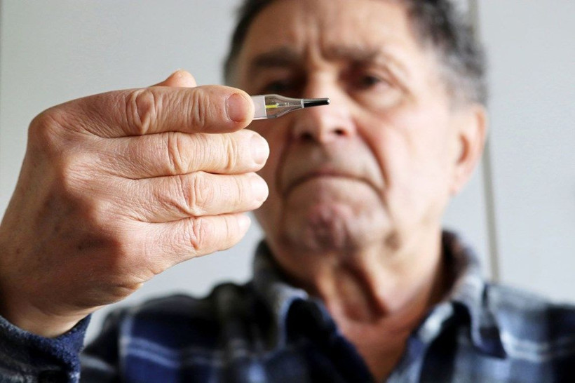 65 yaş üstü kişiler için 19 maddelik koronavirüsten korunma rehberi - Resim: 1