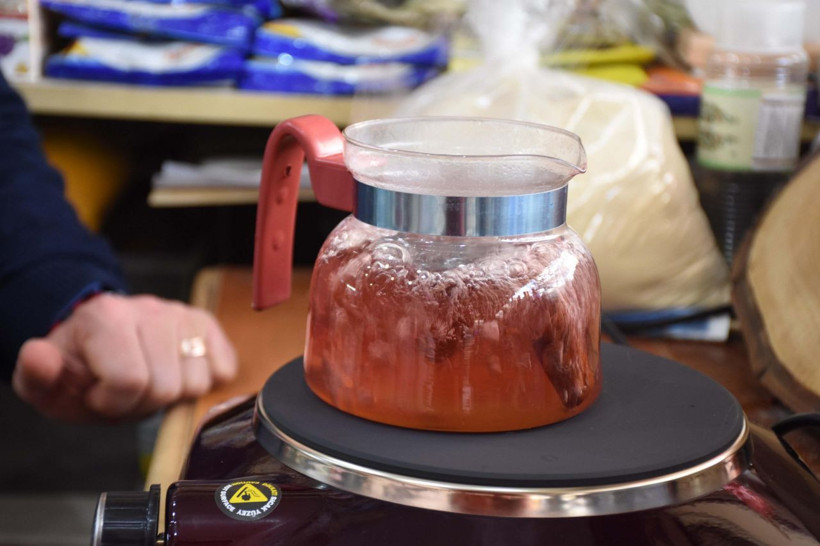 İzmirli ziraat mühendisi hazırladı koronavirüse karşı '4x4 kırmızı çay' önerisi - Resim: 1