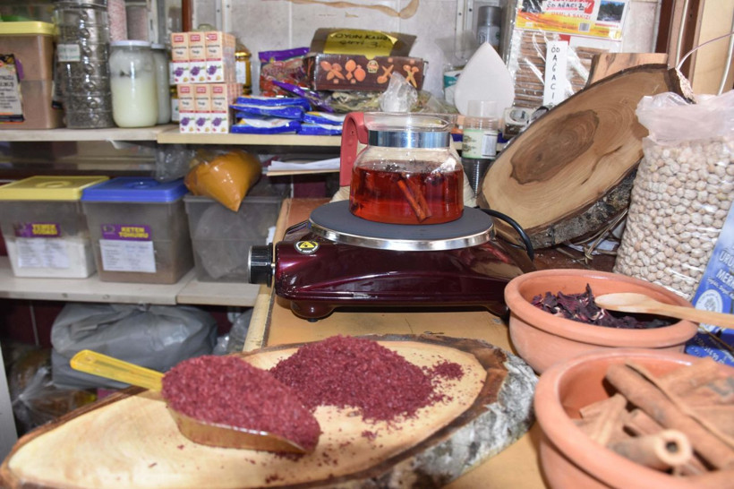 İzmirli ziraat mühendisi hazırladı koronavirüse karşı '4x4 kırmızı çay' önerisi - Resim: 2