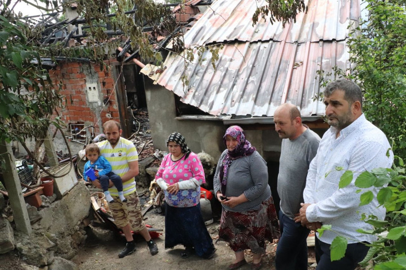 Zonguldak'ta evleri çıkan yangında kül oldu yardım bekliyorlar - Resim: 1