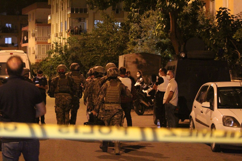 Borçları nedeniyle bunalıma giren adam 4 saat herkese ecel terleri döktürdü - Resim: 2