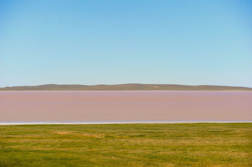 Tuz Gölü görenleri hayrete düşürdü! Rengi bir ande pembe oldu - Resim: 3