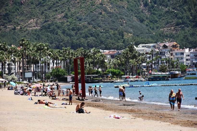 Dedeler, nineler ve torunlar sahillerde buluştu - Resim: 4