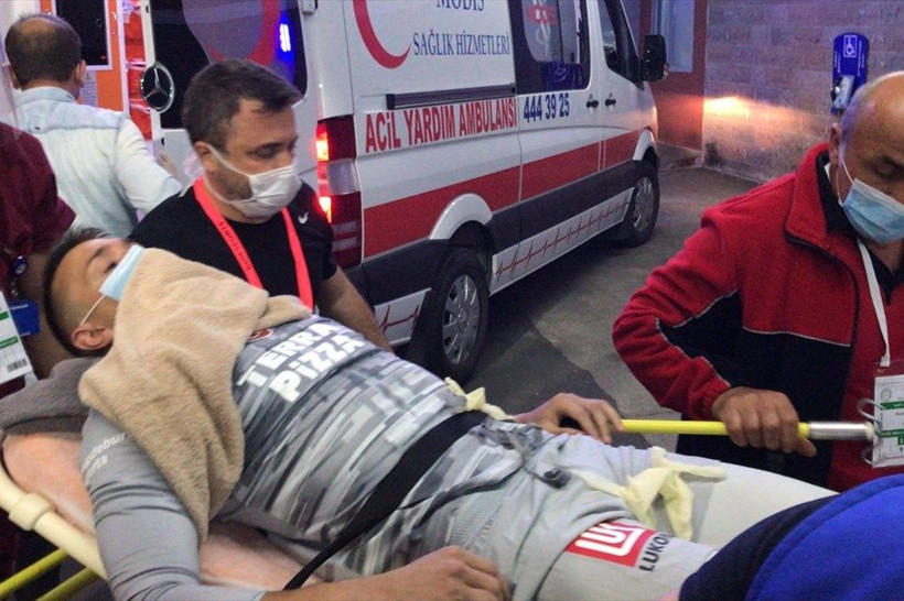 Hakemler Galatasaray'dan geçen senenin intikamını aldı - Resim: 3