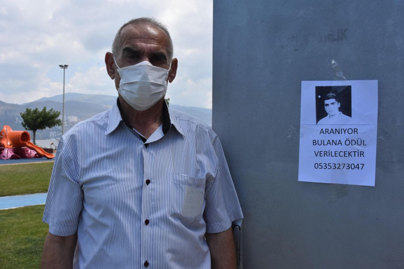 İzmir'de 18 yıl önce kaçırıldı! Babası kapı kapı gezip ilan asıyor bulana ödül verecek - Resim: 1