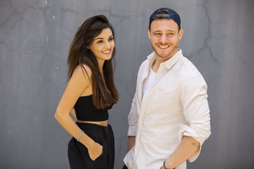 Kerem Bürsin'den Hande Erçel'e zor soru! 'Bunu soramazsın' deyip isyan etti - Resim: 2