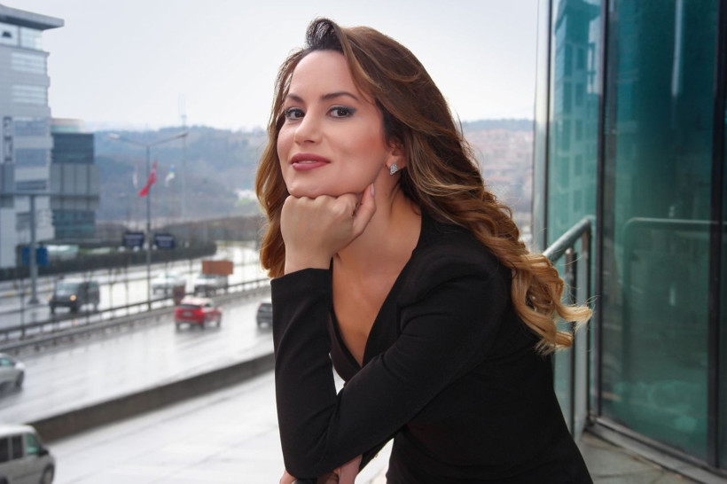 Kanal D Arka Sokaklar yönetmeni Kerem Saka ve Yıldız Asyalı evlendi - Resim: 4