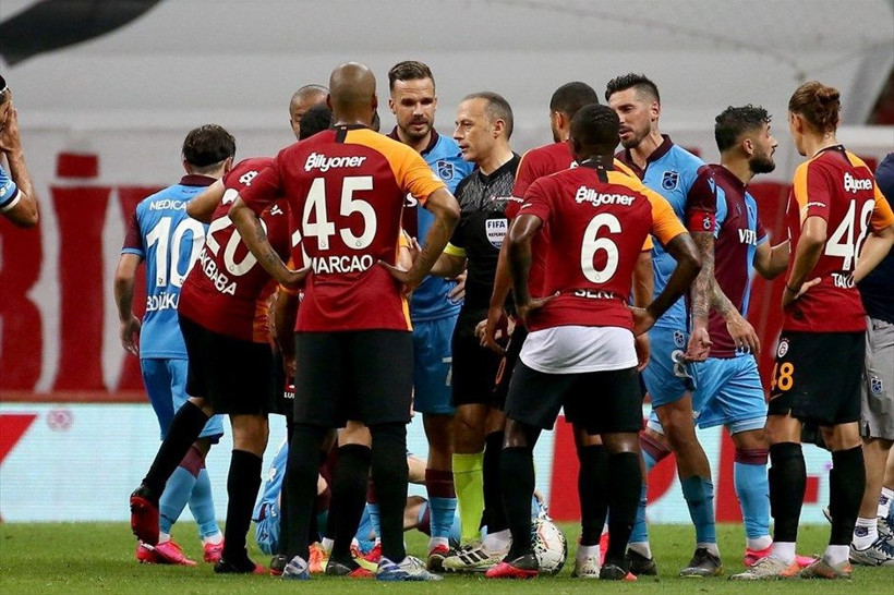 Fatih Terim masal anlatıyor sezon sonu ayrılacak - Resim: 1