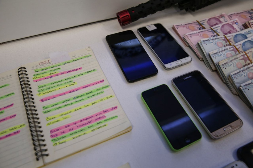 İstanbul'da jigolo çetesine operasyon 9 milyon lira tokatlamışlar - Resim: 4