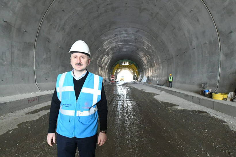 Gayrettepe-İstanbul Havalimanı Metrosu'nda ilk tren seti raylara indi - Resim: 3