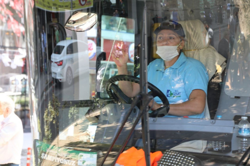 Kocaeli'de direksiyon başında onları gören şaşkına dönüyor - Resim: 1