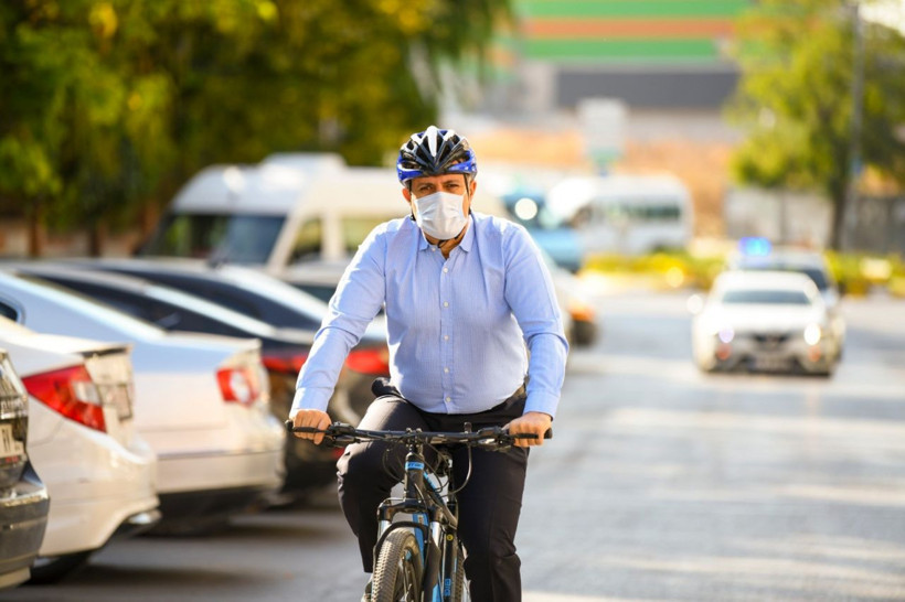 Koronavirüsü atlattı! İkinci gün belediyeye bisikletle geldi - Resim: 2
