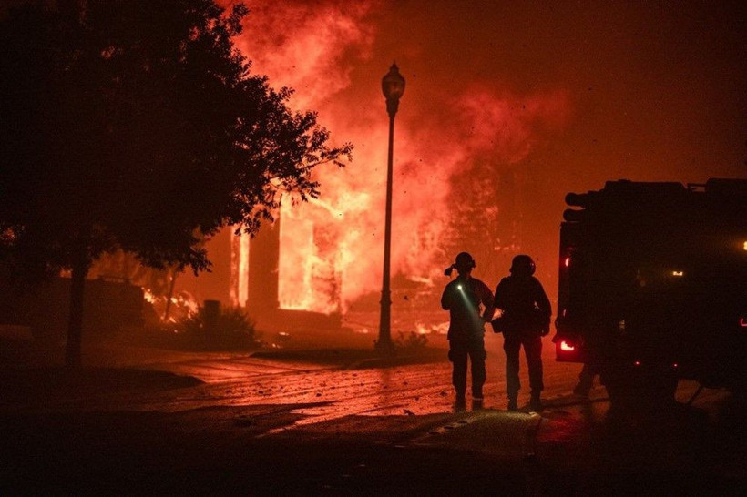 ABD alev alev yanıyor! Yangınlar söndürülemiyor - Resim: 3