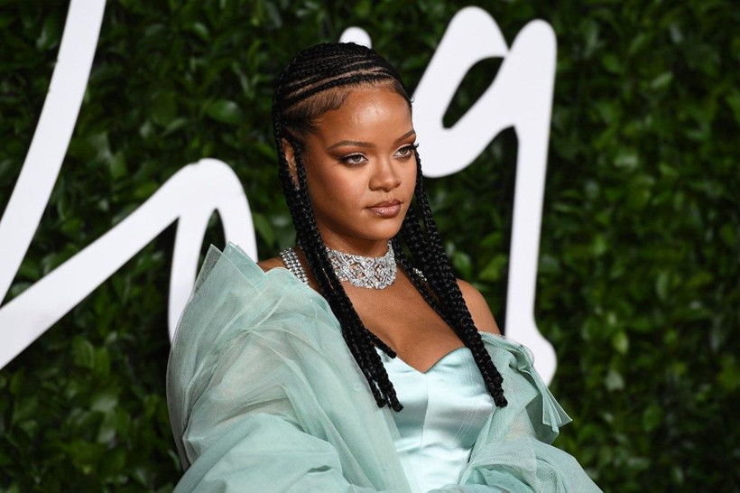 Rihanna'ya 'hadis' tepkisi! Müslümanlara teşekkür edip onlardan özür diledi - Resim: 2