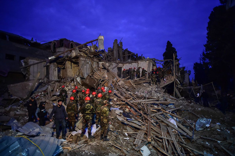 Ermenistan ateşkese rağmen yine sivilleri saldırdı! 9 ölü 34 yaralı enkazda kalanlar var - Resim: 3