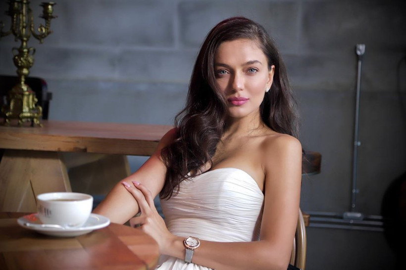 Zümrüdüanka'nın Zümrüt'ü Ceren Yılmaz  güzelliğinden şikayet etti! Bakın ne dedi - Resim: 3