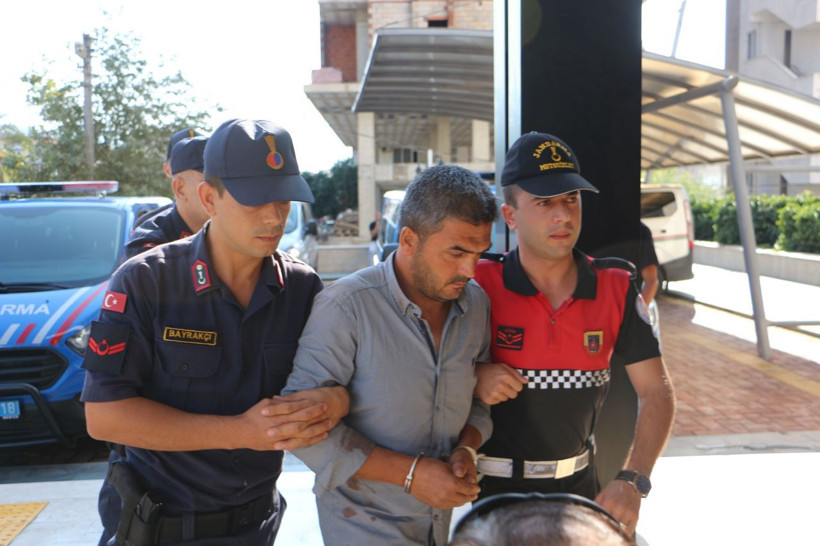 Antalya'da korkunç olayın detayları ortaya çıktı! Camı kırıp içeri girdi boş arazide yakalayıp... - Resim: 4