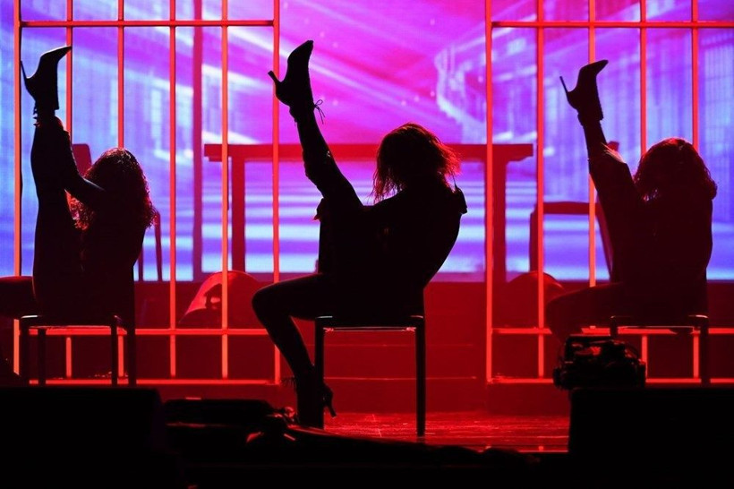 Jennifer Lopez'e çalıntı suçlaması 'Boyence'nin sahnesine benziyor' tartışma çıkardı - Resim: 1