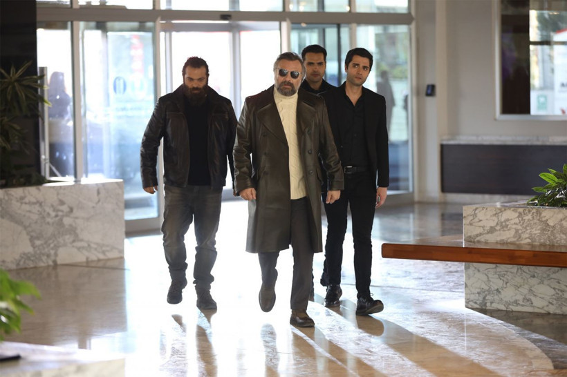 EDHO ekibine otelde şok! Kapıları kırıp çıplak halde saldırdılar - Resim: 4