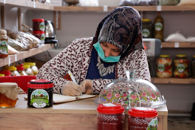 Öğretmenliği bıraktı kendi markasını kurdu! Diyarbakır'dan yurt dışına gönderiyor - Resim: 3